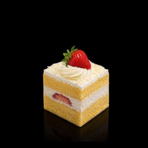 VANILLA SLICE CAKE